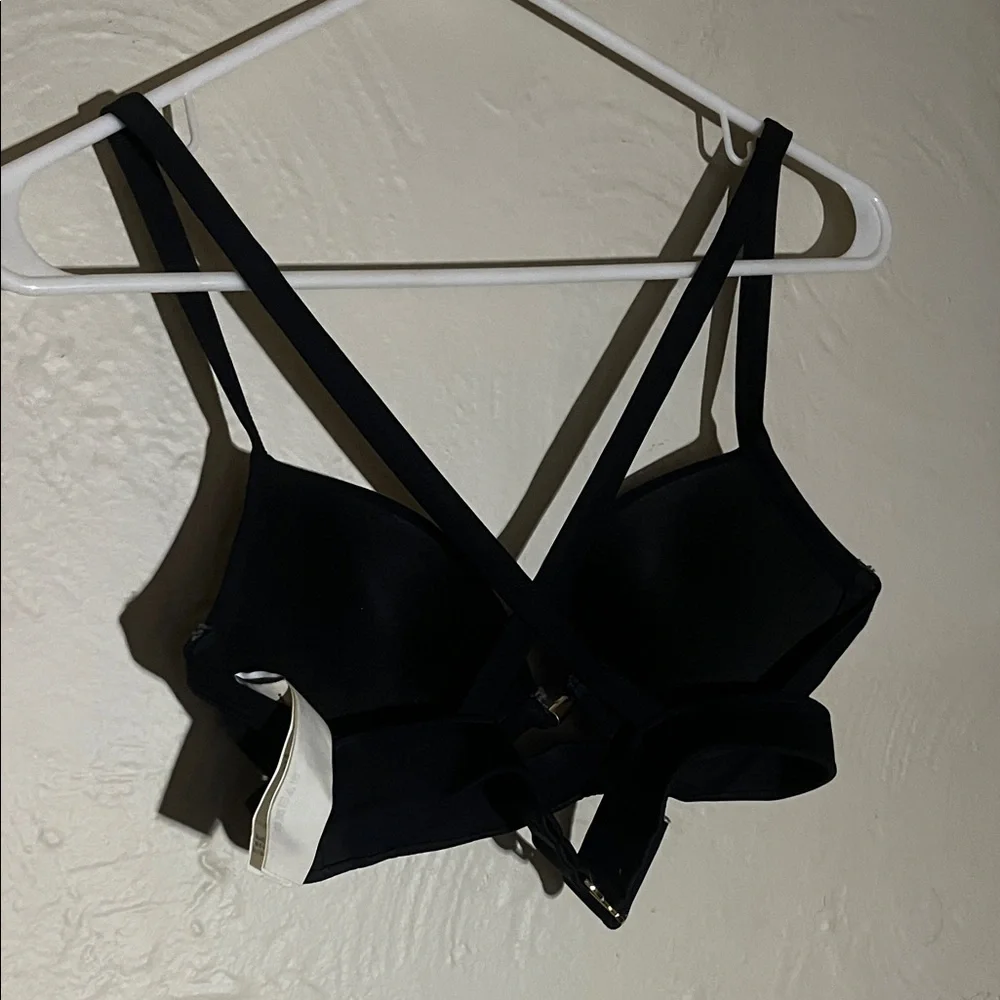 Abercrombie & Fitch Black Cross-Back Padded Swim top - Picture 4 of 5